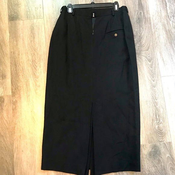 Austin Reed, Fully-Lined, Straight, Black Skirt - Picture 2 of 7